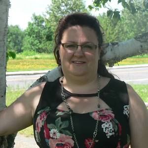 Meet your Posher, Nadine renée